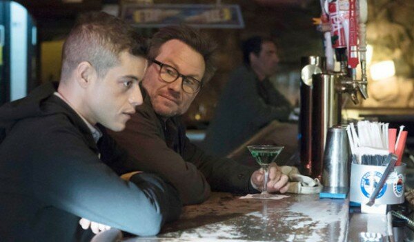 mr-robot-normalcy-is-not-for-everyone-2